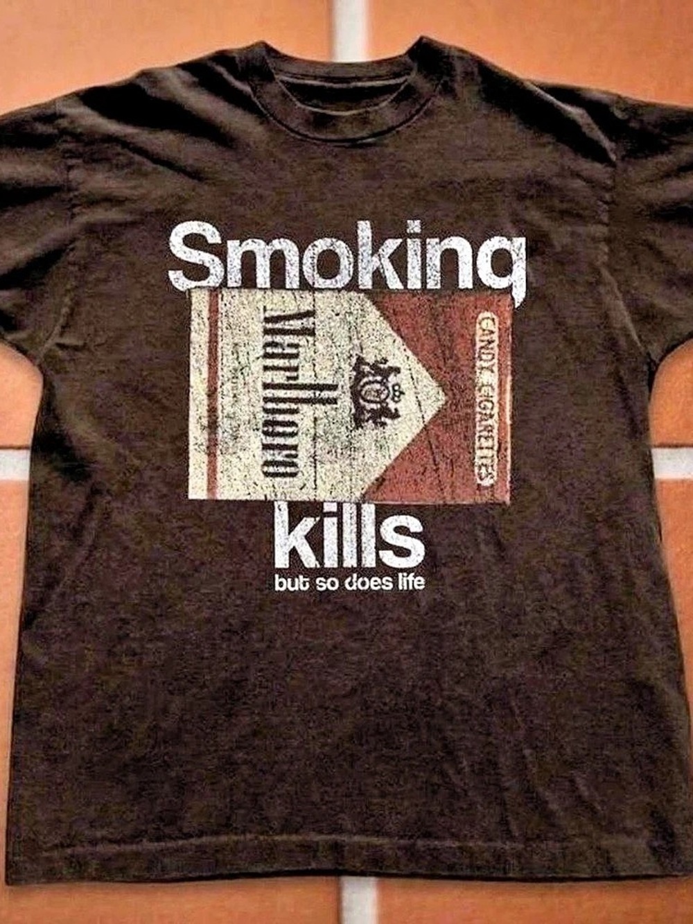 Marlboro Smoking Kills Graphic Tee in Black